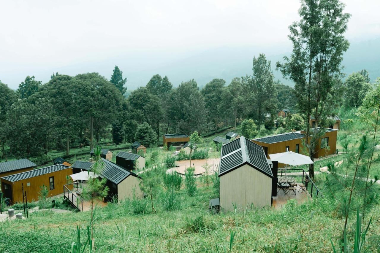 Bobocabin Gunung Mas, Puncak Otel Tagalbato Dış mekan fotoğraf